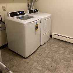Midea Washer and Dryer 