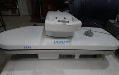 Like New Conair Fabric Steam Press Iron (FSP5) - Works Excellent