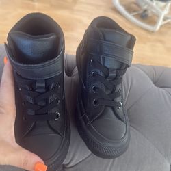 Black converse black shoes