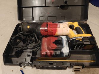 DeWalt cordless sawza dc385