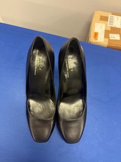 Gucci Black Leather Pumps Size 3.5UK 5.5-6US