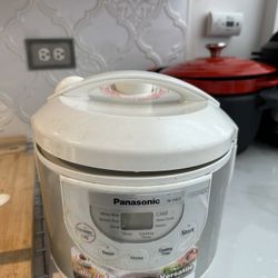 Used Panasonic 5-cup Rice Cook - $3