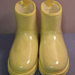 UGG Classic Clear Mini " Canary" - Wm( Sz 8)