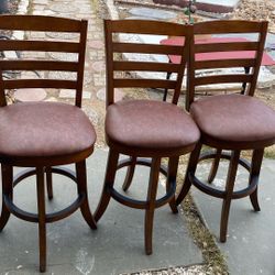 Set Of 3 Bar Stools $75