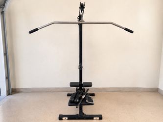 Lat Pulldown and Row Machine