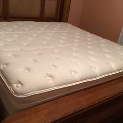 King Size Mattress and Box Springs