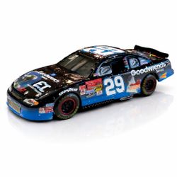 Kevin Harvick #29 ET / Toys-R-Us Monte Carlo 2002 RCCA Elite 1:64 Diecast 1/3400
