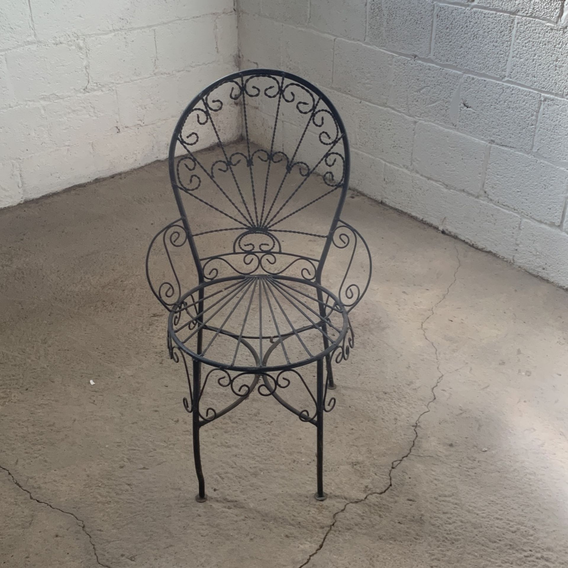 Vintage wire outdoor chair or Flower Pot Chair 
