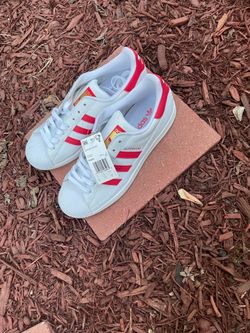 Adidas superstar shoes 9.5 brand new