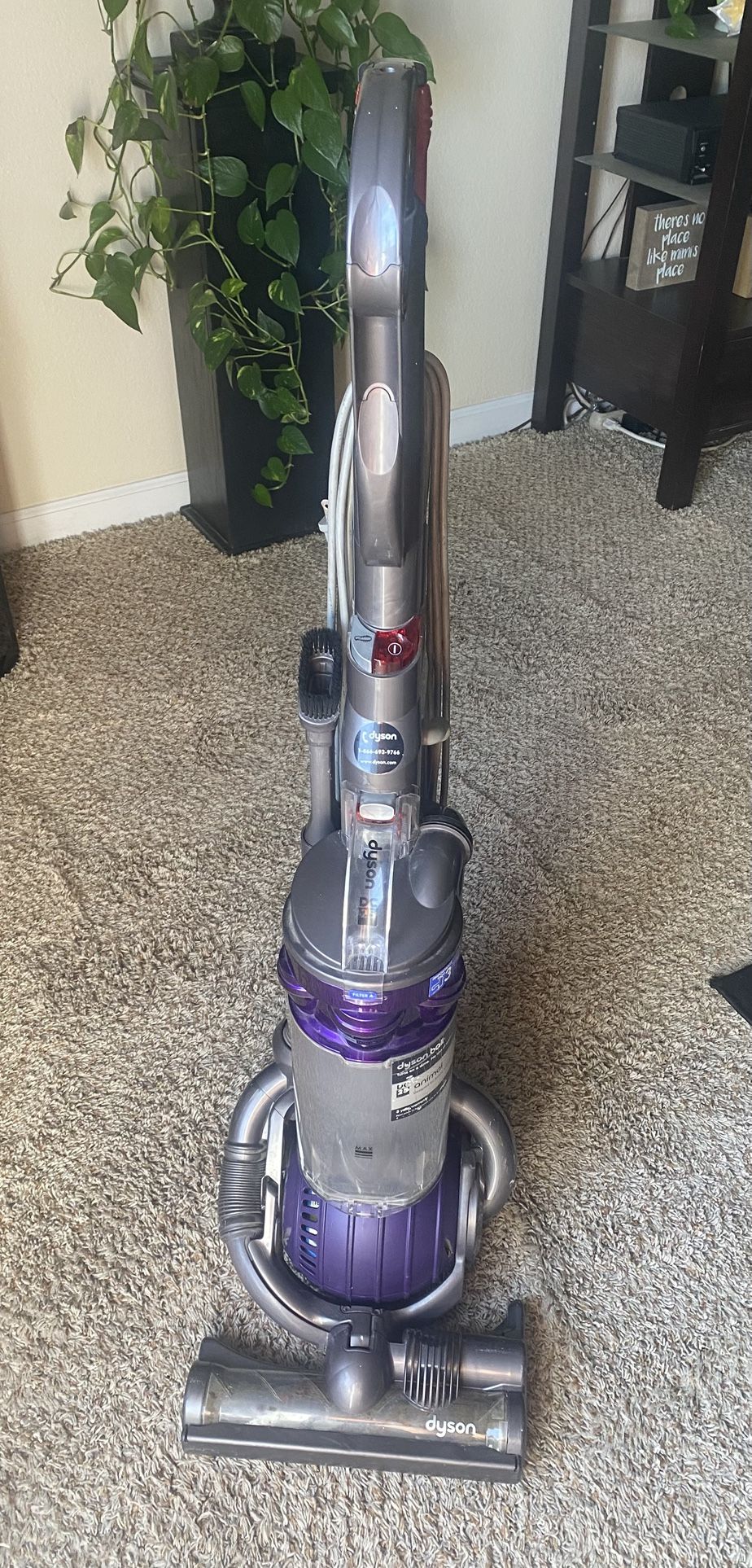 Dyson DC25 Vacuum