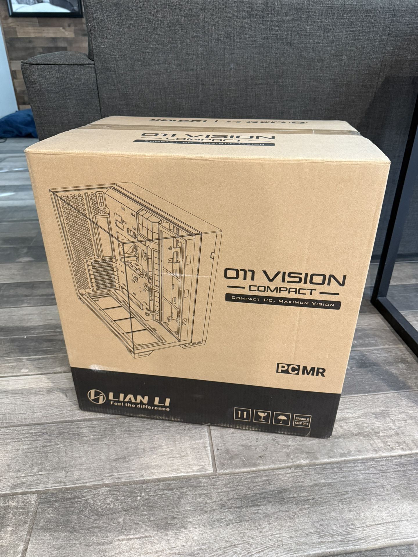 Lian Li O11 Vision Compact White PC Gaming Computer Case
