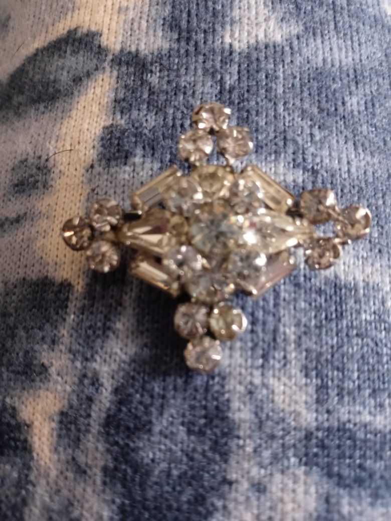 Vintage Brooch