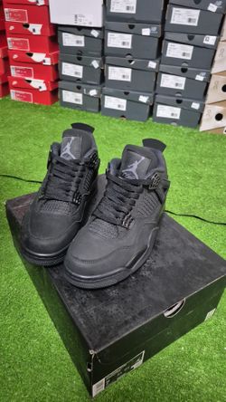 Jordan Retro 4,Black cats versión 2025.