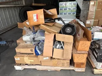 pallet of Cummins & Fleetguard heavy duty trucks mixed parts. ** NEW OLD STOCK**