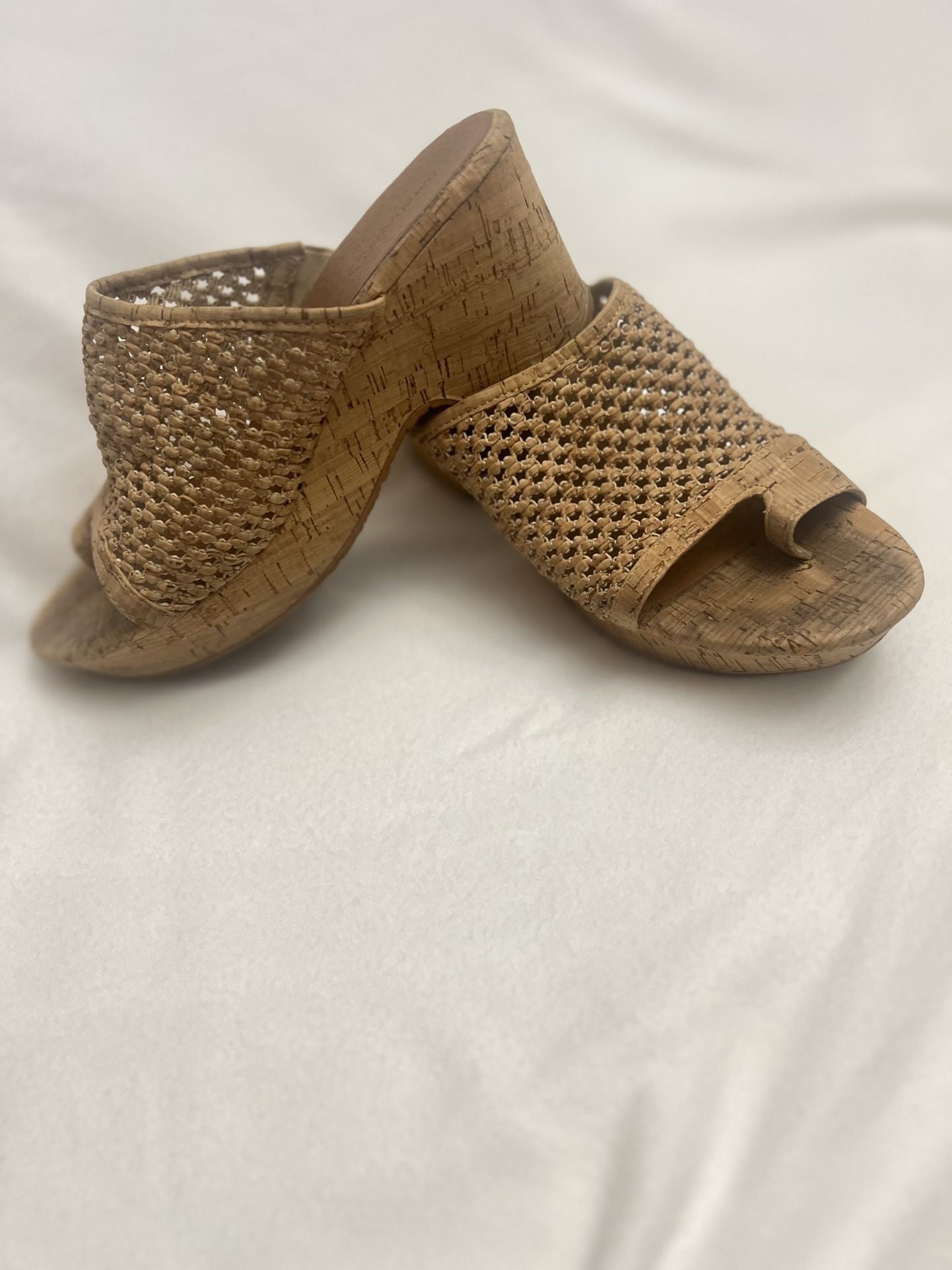 Comfortable wedge sandals size 9