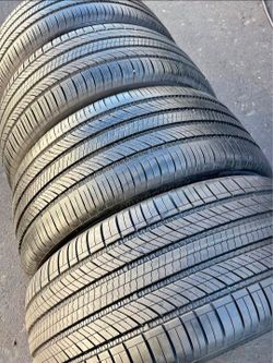 255 40 20 Hankook tires Con 80% de Vida Las 4