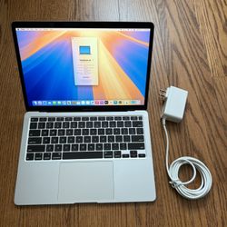 MacBook Air 13 2020/8GB RAM/256GB SSD/Fully Functional/Good Battery/USB-C Charger