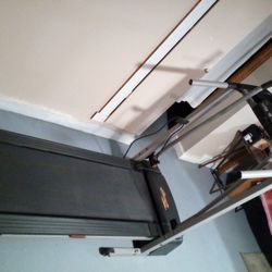 Pro-form 490 LS Crosswalk Treadmill