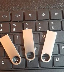 Usb con musica 4000 canciones