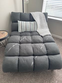 Gray Fabric Chaise Lounge Chair