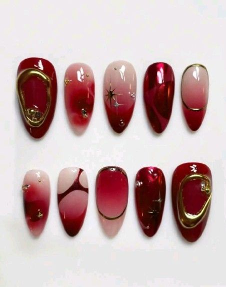 24 PCS PRESSED ON NAILS