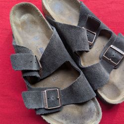 Birkenstocks Men's 43  (10-10.5)