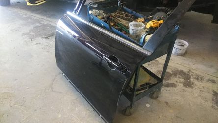 2012 Mazda cx-7 front door (L)