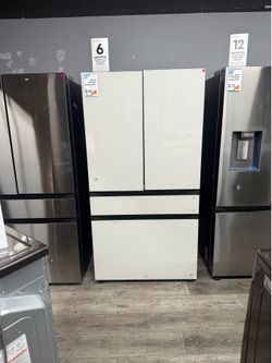 Samsung - Bespoke 23 Cu Ft Counter Depth 4-Door French Door Refrigerator With Beverage Center - White glass 😻😻