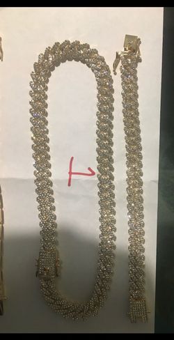 Icy Cuban chain set!