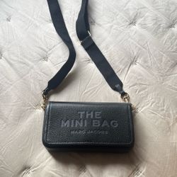 Marc Jacob’s Cross Body Bag 