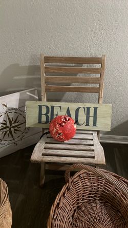Baskets, chair, nautical decors
