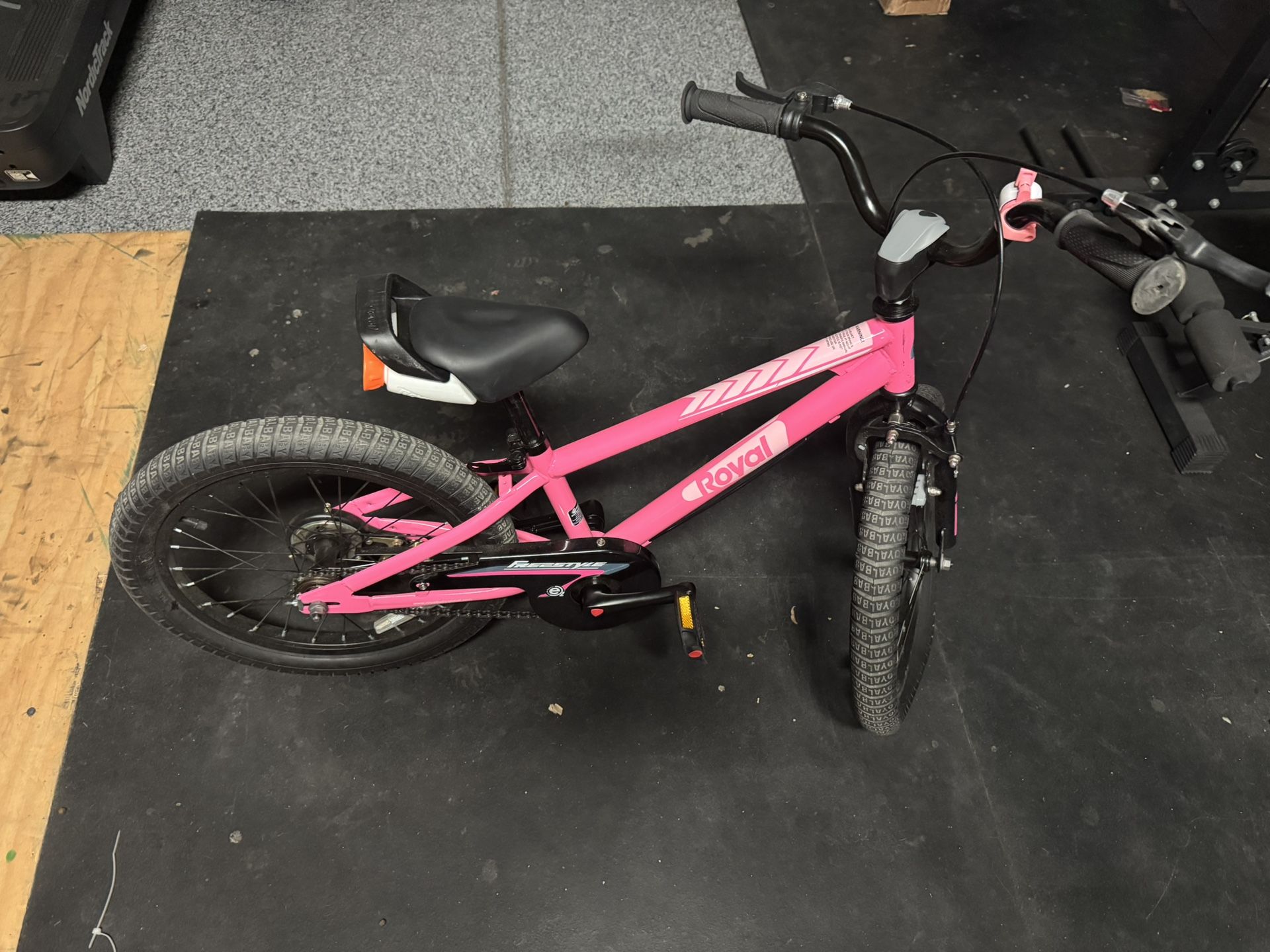 Royalbaby Freestyle Kids Bike 14 Inch, Pink retail $159