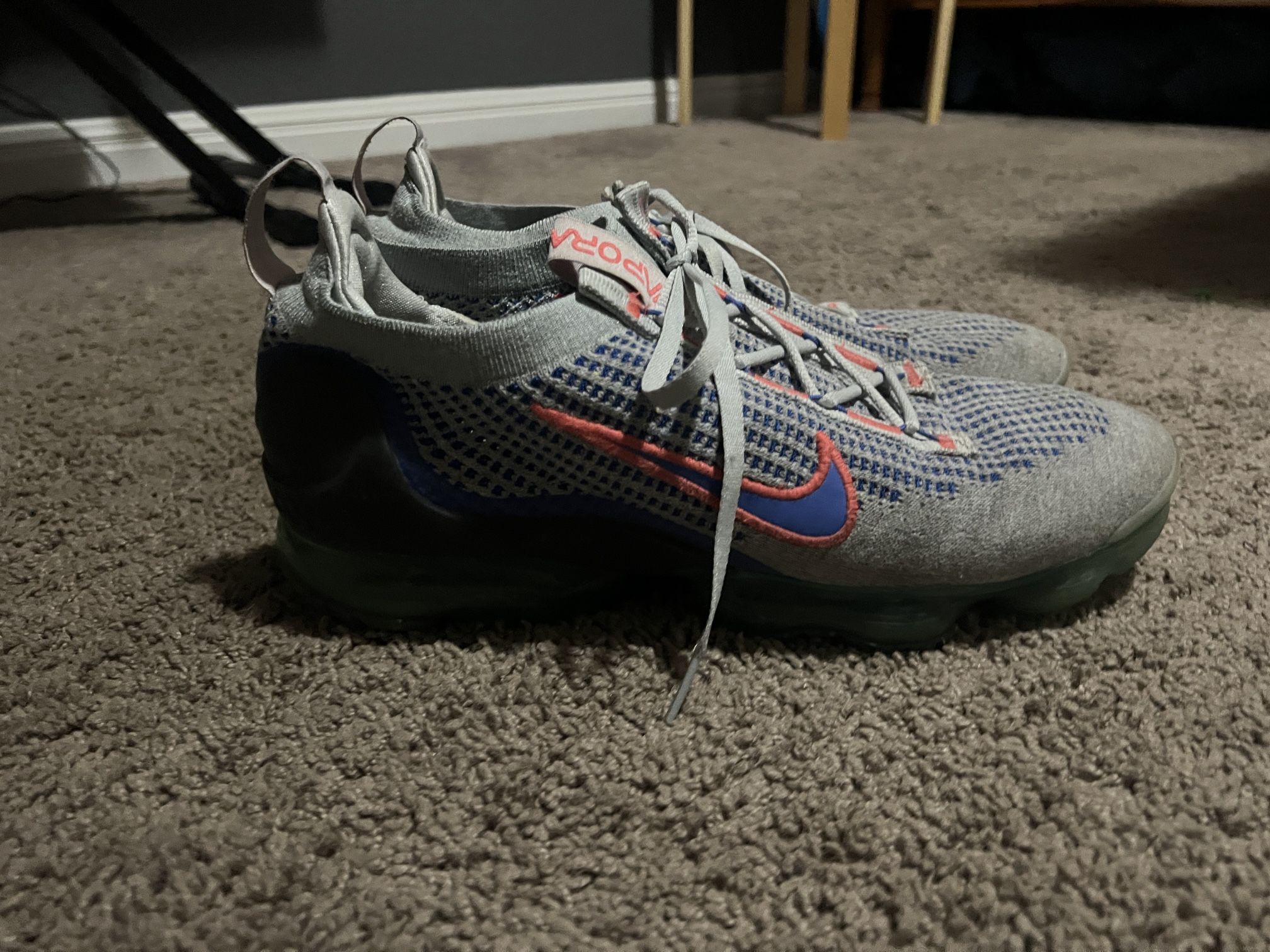 Nike Air Vapor Max Flying