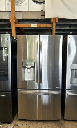 LG Stainless Steel French Door Fridge with IceMaker