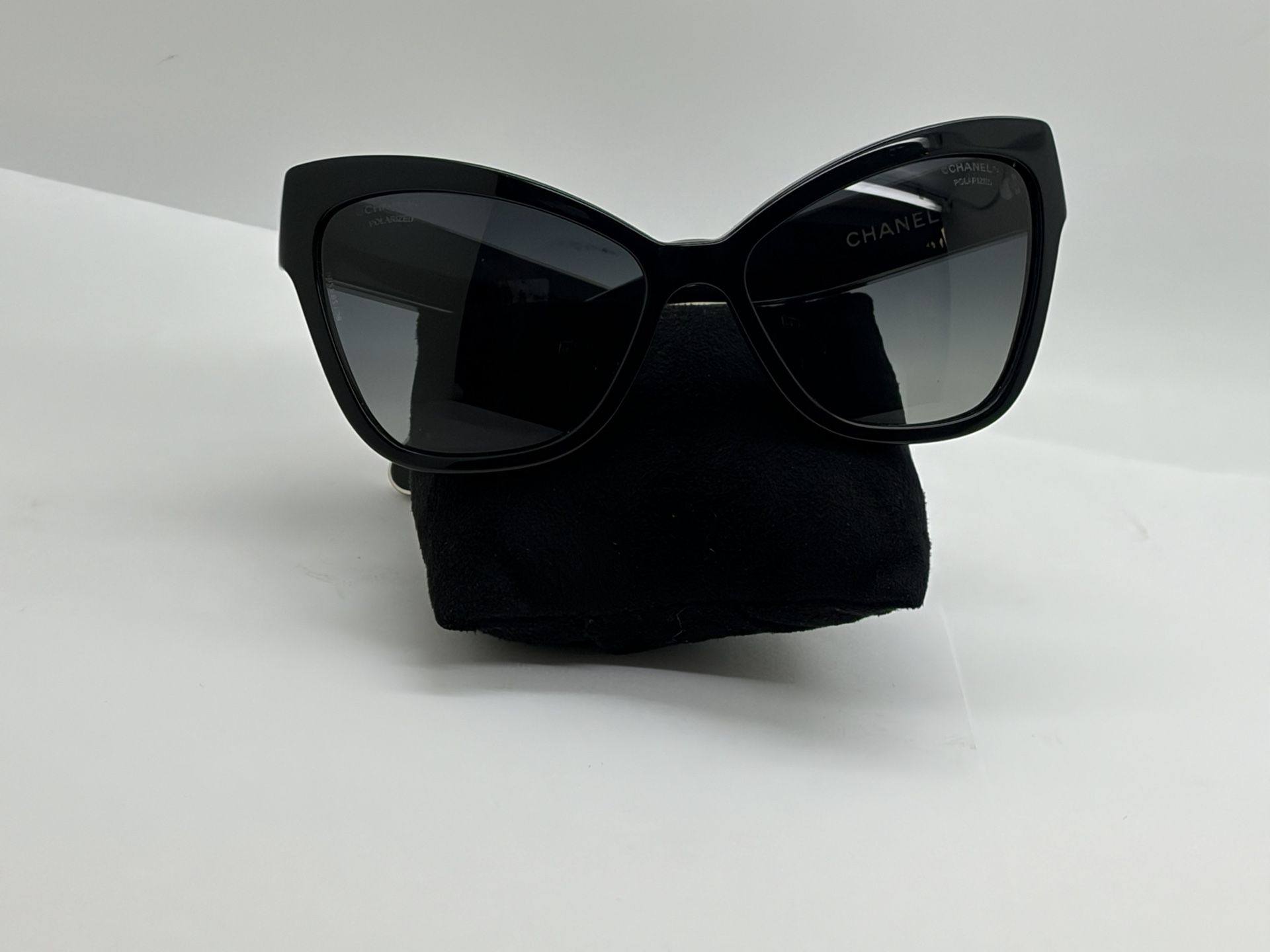 CHANEL WOMAN SUNGLASSES “NO CASE”