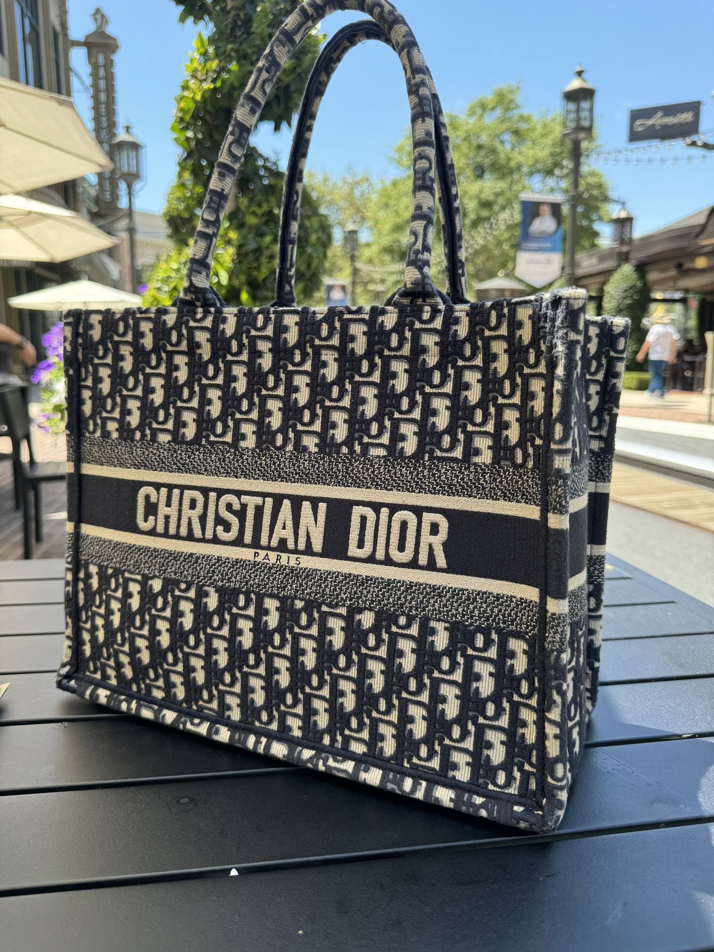 DIOR MEDIUM TOTE BAG