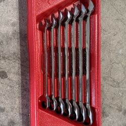 Snap on ratcheting wrench standard 7 pc set 0 offset for tight spaces. Brand new.