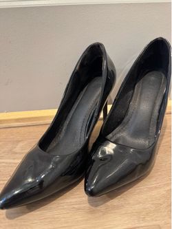Nine West Black Patent Leather Pointed Toe Heels Women’s Size 9