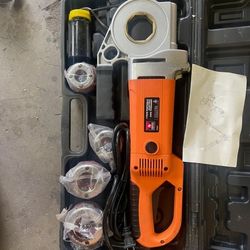 Pipe Threader