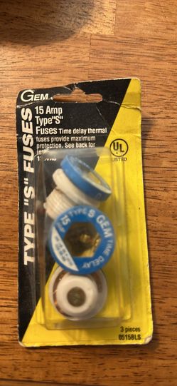 Gem Type S 15 Amp Fuses (3). 125 volts