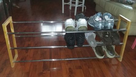 Shoes holder