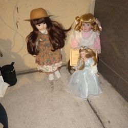 Antique Collectible Dolls