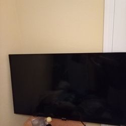 Element 32" Roku Smart TV 