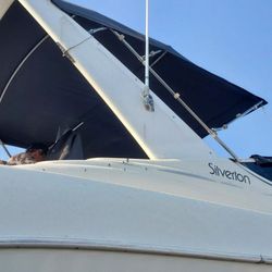 storage of boats for month ,trailers ,jet skis nw 79 st i 95 close 5 minutes of the marine ramp pelican harbor in 79 st, storage de botes ,trailers,je