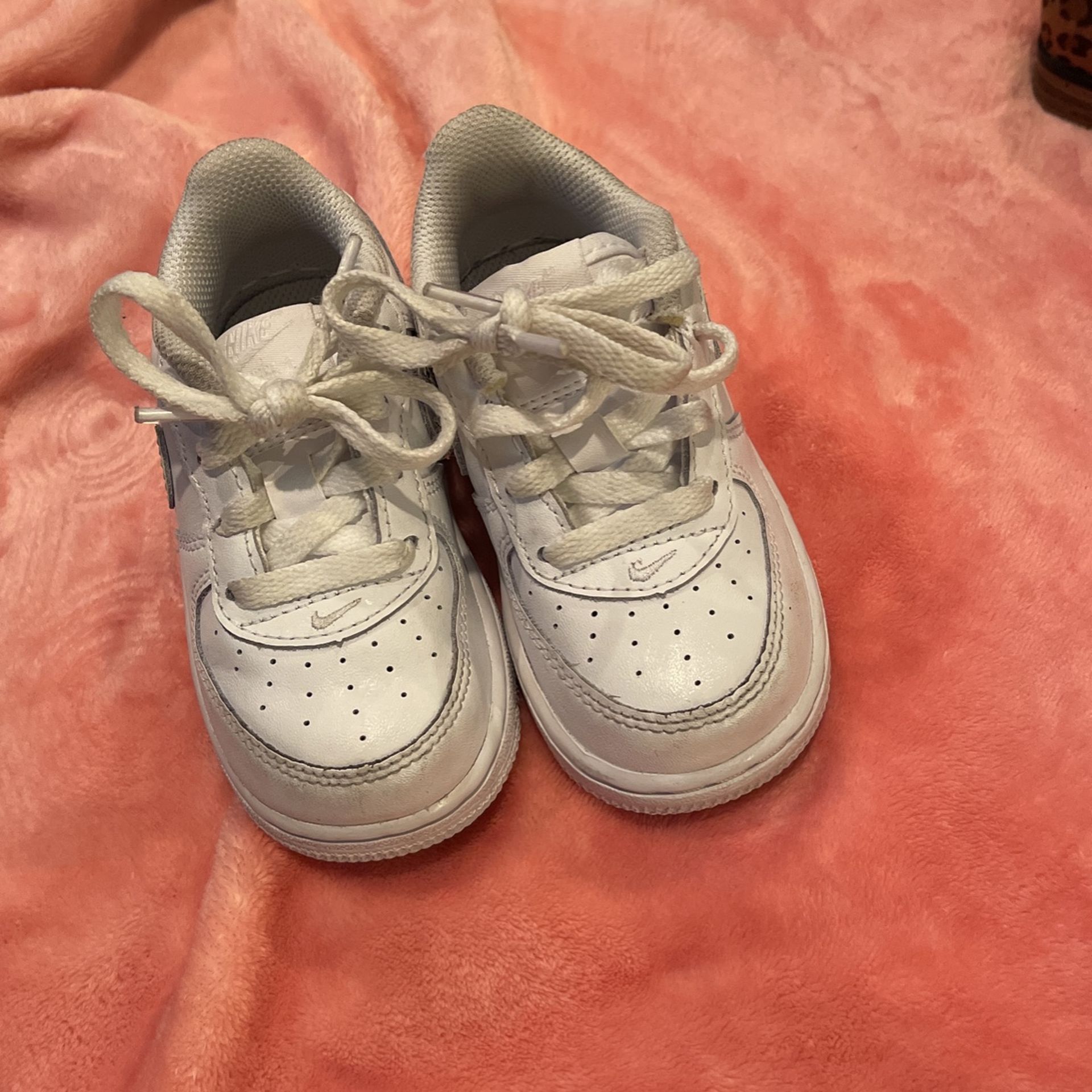 Toddler Shoes 6c