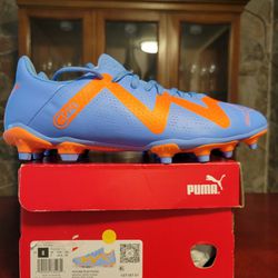 New Mens 8 Puma Future Play fg soccer cleats futbol shoes nuevos $40 cash, Pick up in Reseda only (Tampa and Vanowen)
