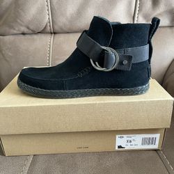 UGG Loane Buckle Suede Black Booties Size 7.5.