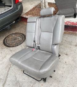 Toyota Highlander 7 seater rear seats