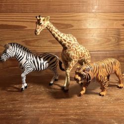 Safari Animals Tiger,Zebra/Giraffe Set Moving Parts