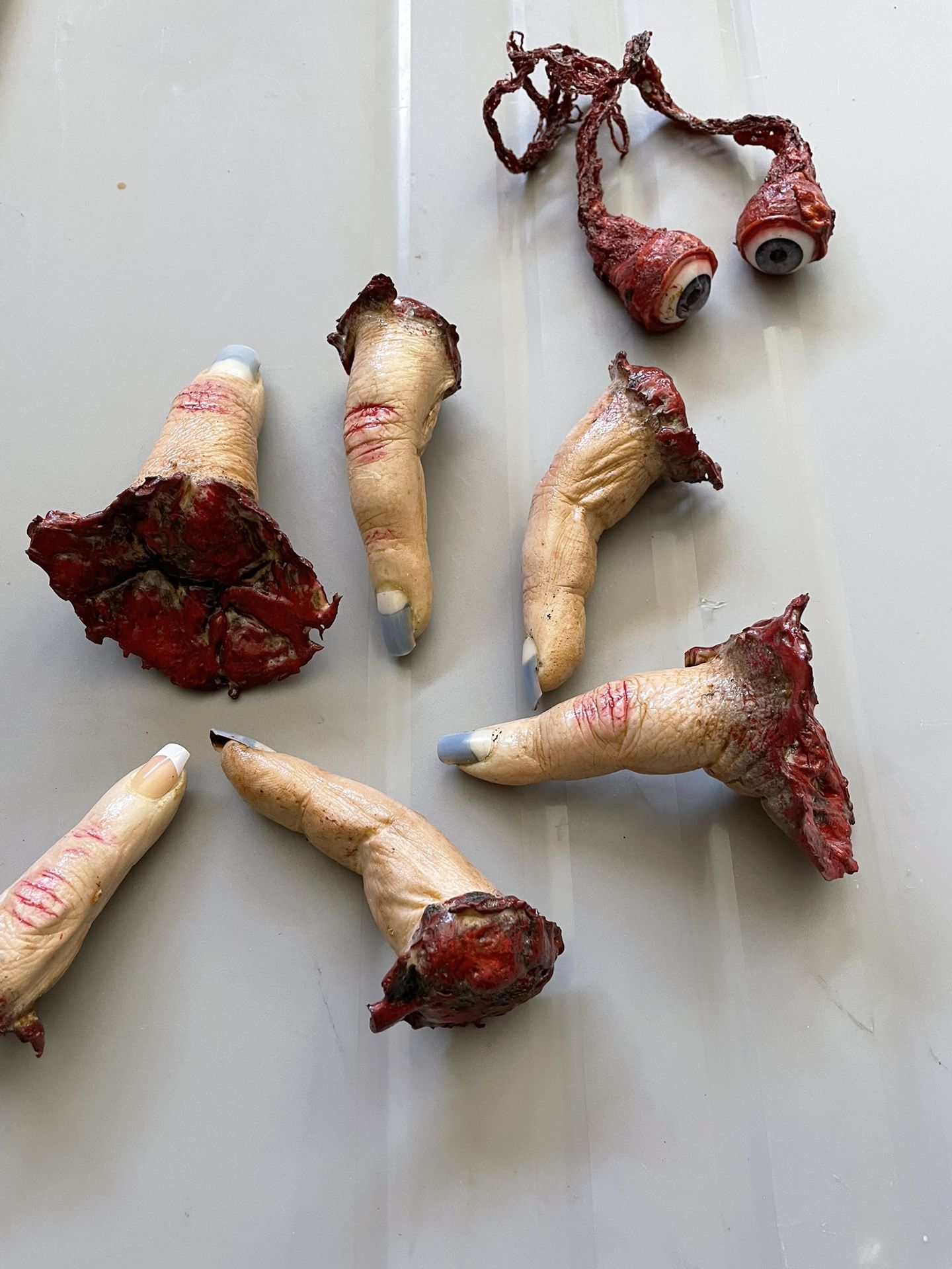 Realistic Severed Fingers + Eyeballs, Rat, Halloween Prop